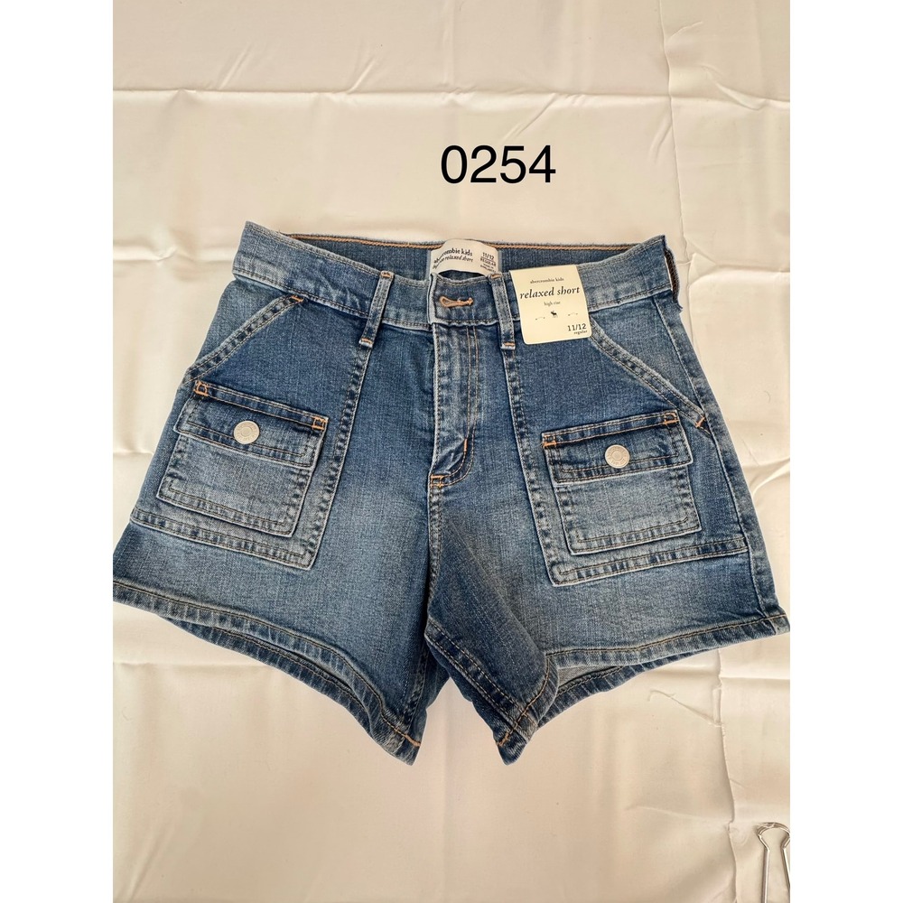 Abercrombie Kids Girls Relaxed Short High Rise Medium Wash Denim Size 11/12 NWT